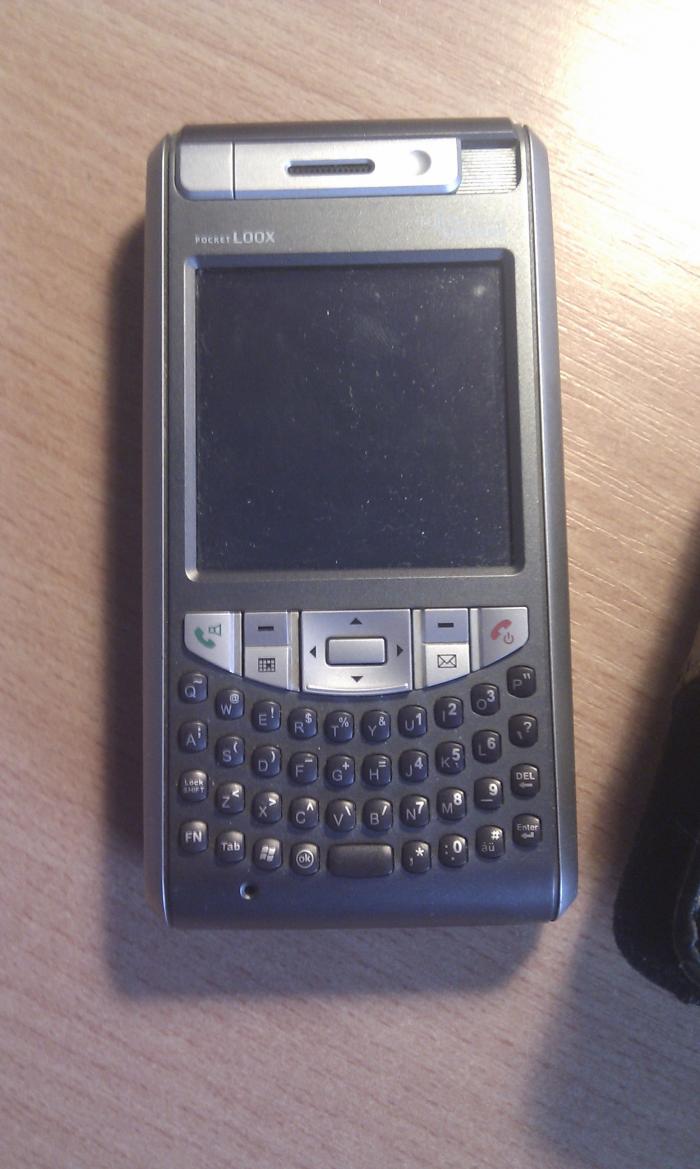 FUJITSU SIEMENS POCKET LOOX T830 fujitsu siemens pocket loox t830: