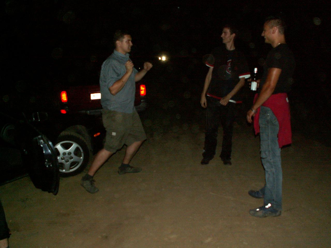 HOUMELESS PARTY 2